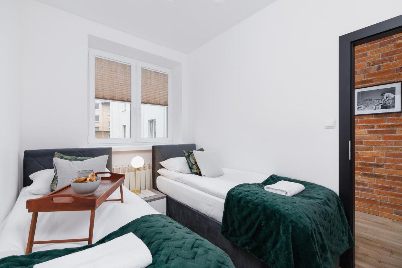 Apartments Osiedle Szkolne Cracow By Noclegi Renters Краков Экстерьер фото